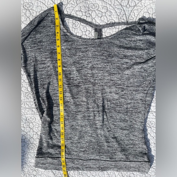 Athleta Pose Layered Top, Dark Marl Grey SIZE Medium - Picture 4 of 8